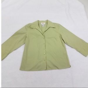 Like New 3/4 sleeve blouse